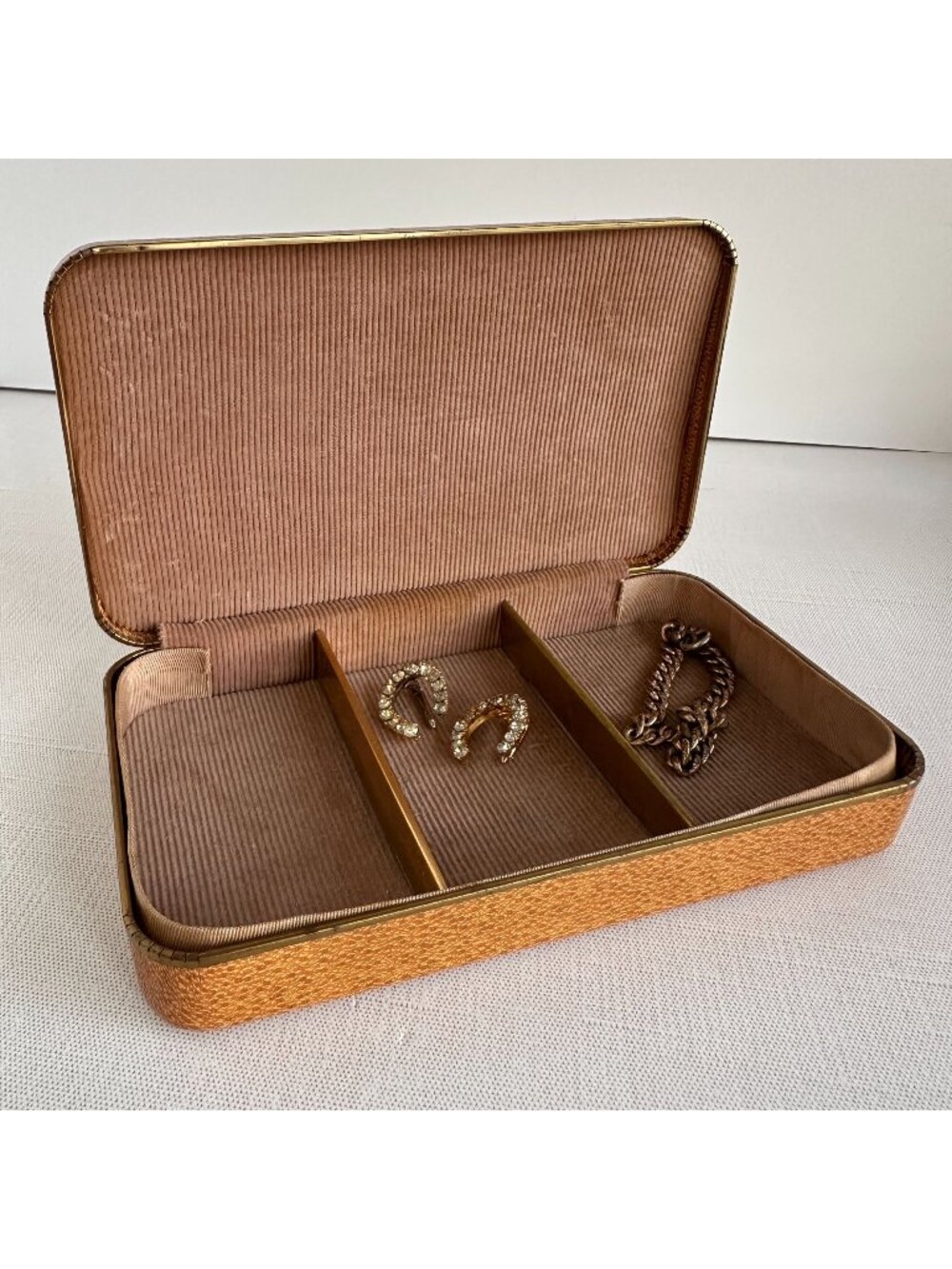 Vintage Farrington Texol Mens Jewelry Box Gold Tan Valet Case Mid Century USA